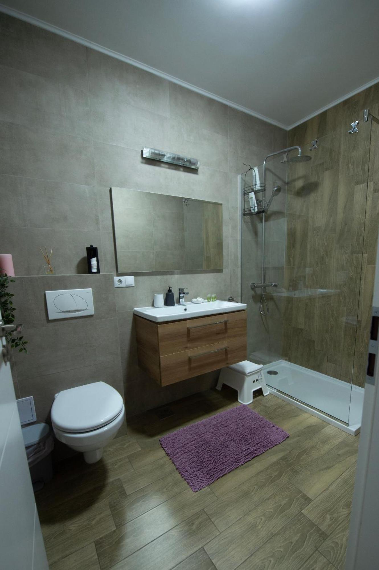 Central Residence Бая Маре Екстериор снимка