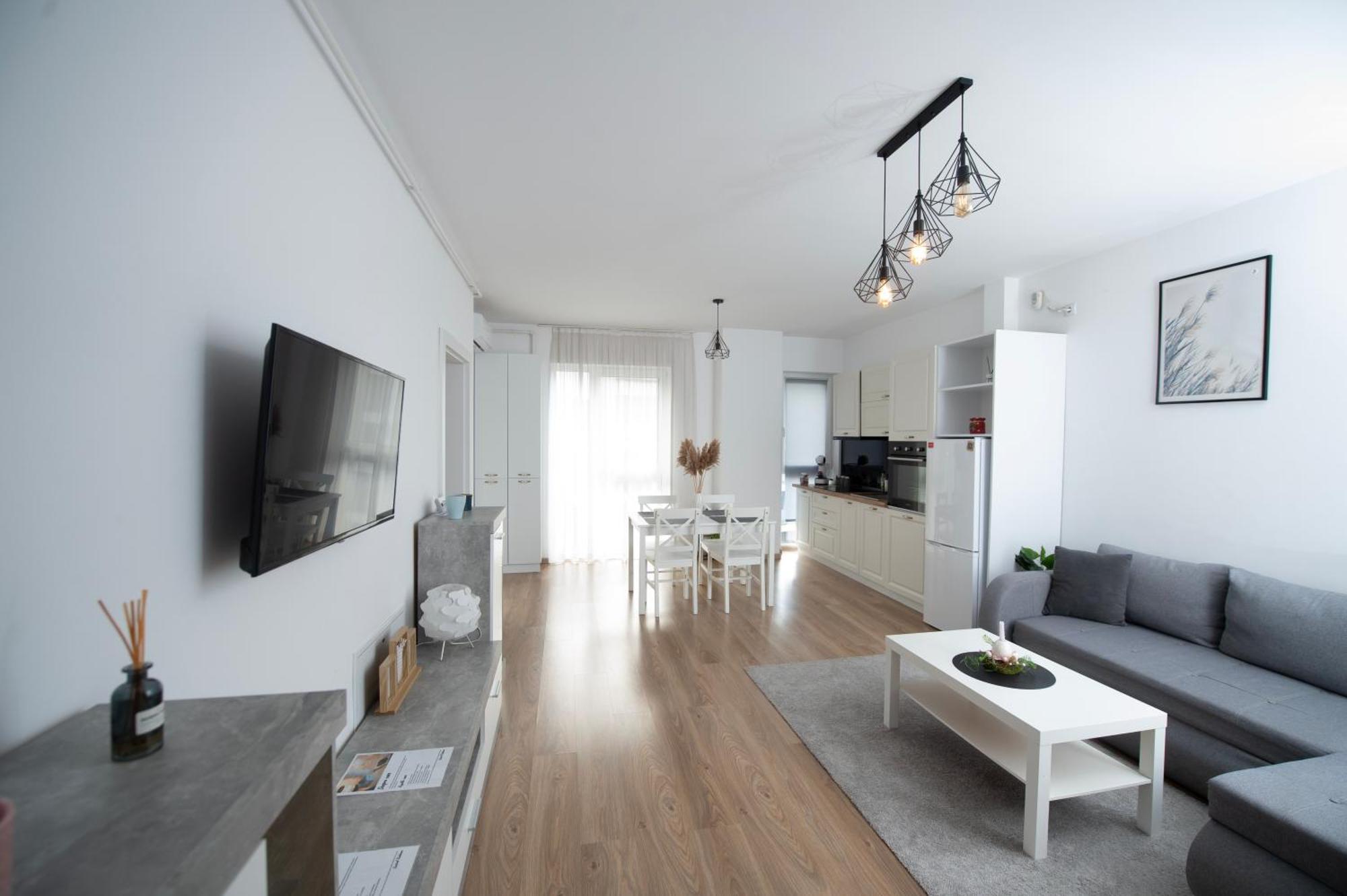 Central Residence Бая Маре Екстериор снимка